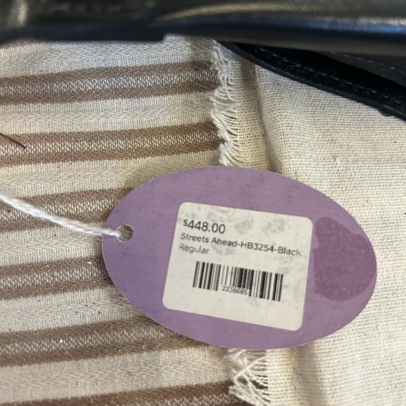 Streets Ahead Black Lamb Leather Women's Bag with Gorgeous Gold Chain - Picture 8 of 8